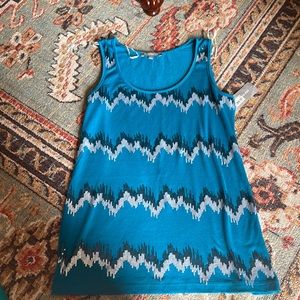 Beautiful women brand new shirt